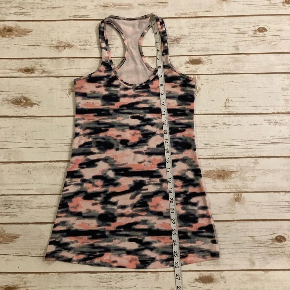 Lululemon Wamo Camo Pink Cool Racerback Tank Top Size 4 - Picture 4 of 10
